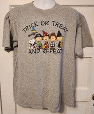 peanuts charlie brown halloween trick or treat and repeat Grey t shirt L/XL