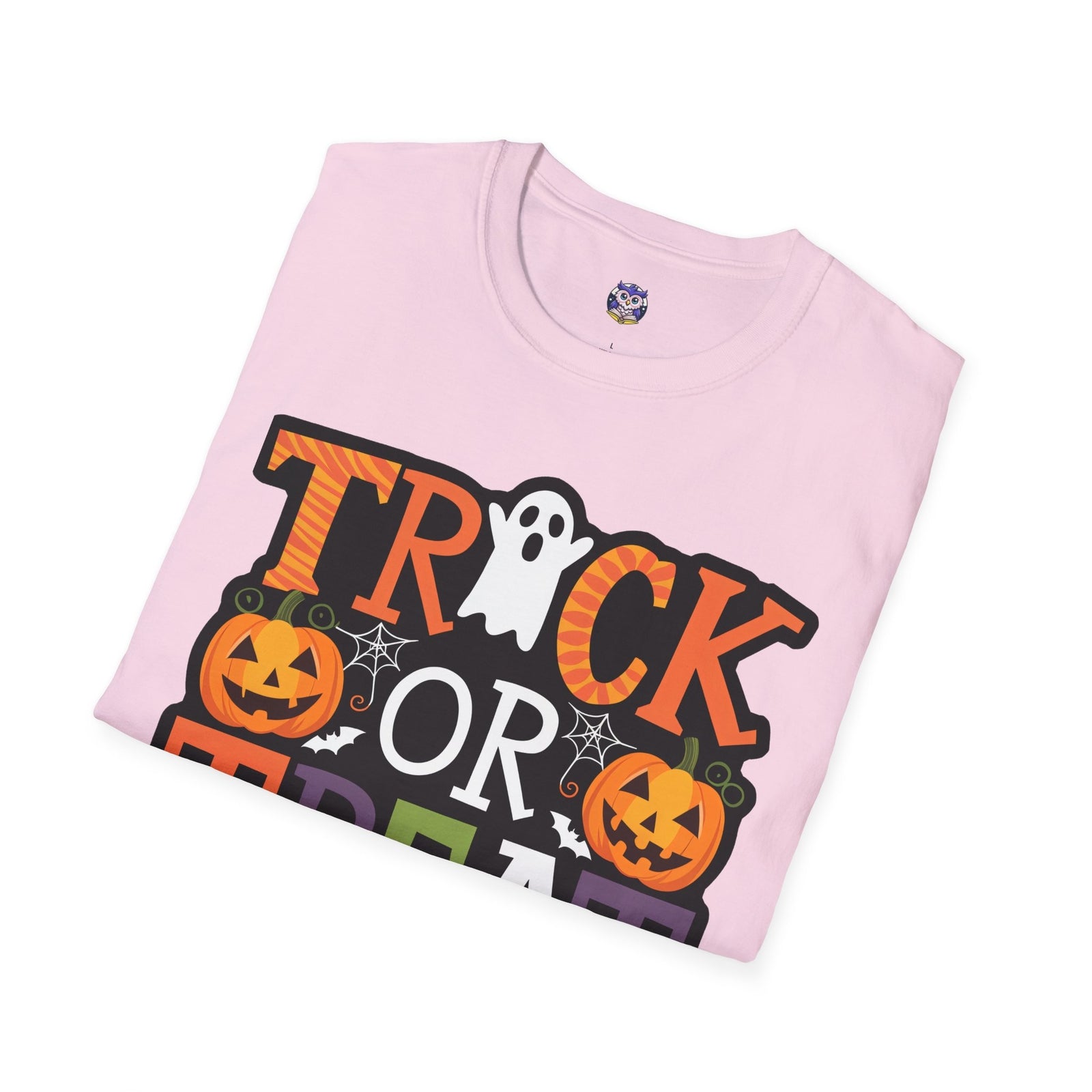 Trick or Treat Halloween T-Shirt Fun Ghosts,Pumpkins and Spooky Vibes for Adults