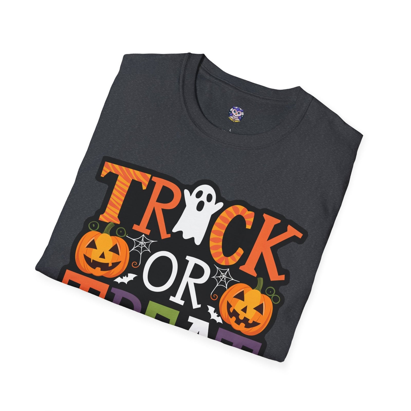 Trick or Treat Halloween T-Shirt Fun Ghosts,Pumpkins and Spooky Vibes for Adults