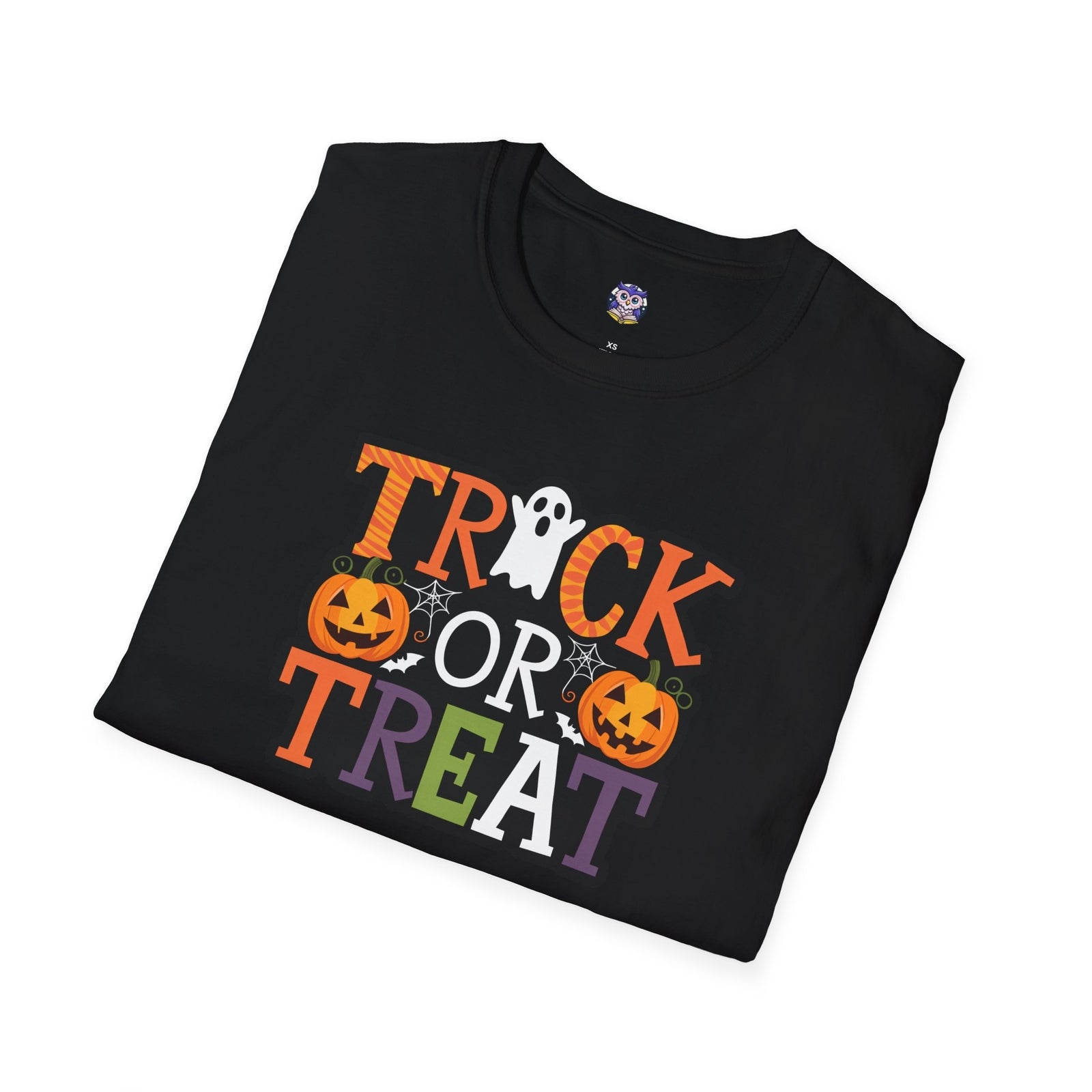Trick or Treat Halloween T-Shirt Fun Ghosts,Pumpkins and Spooky Vibes for Adults