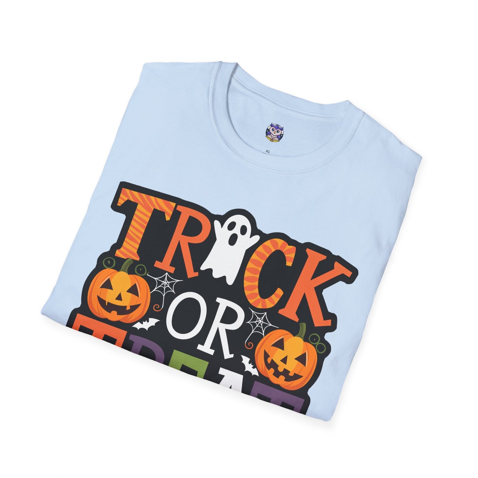 Trick or Treat Halloween T-Shirt Fun Ghosts,Pumpkins and Spooky Vibes for Adults