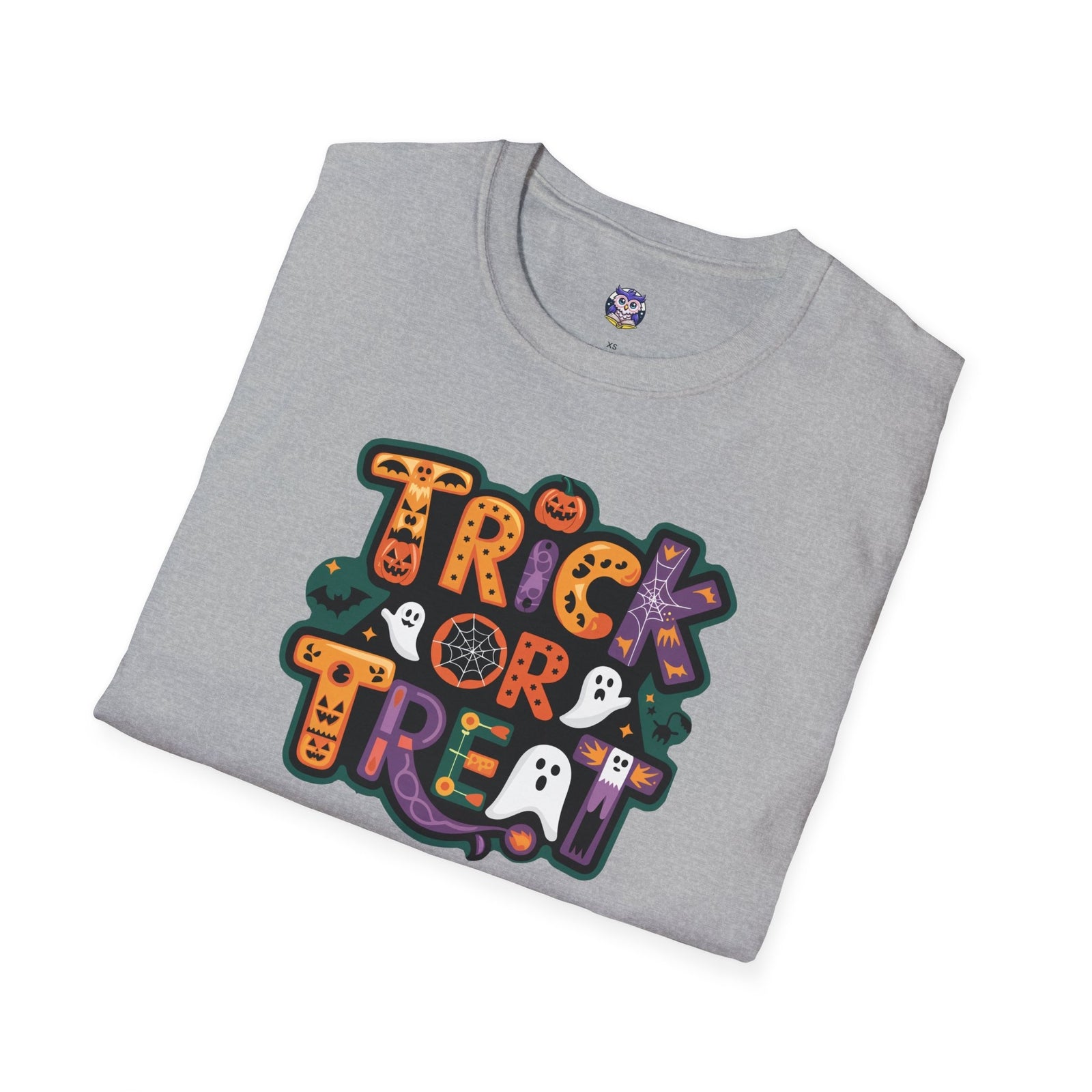 Trick or Treat Halloween T-Shirt – Fun Ghosts, Pumpkins & Bats for Spooky