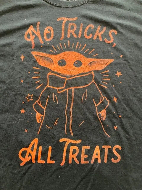 Baby Yoda Halloween Style Trick or Treat T-shirt OOP Licensed Funny -XXL ONLY