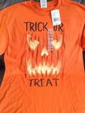 HALLOWEEN ORANGE TRICK OR TREAT T-SHIRT SIZE MEDIUM UNISEX - BRAND NEW WITH TAGS