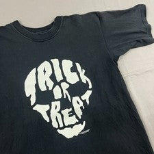 Vintage Halloween 'Trick Or Treat' Skull Black T-Shirt Sz L