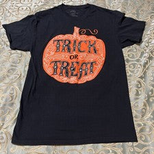 Trick or Treat tshirt, Halloween shirt, Adult Medium, Pumpkin